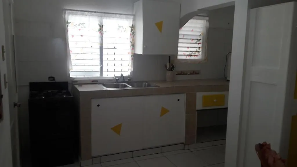 Apartahotel Condo Carey Boca Chica